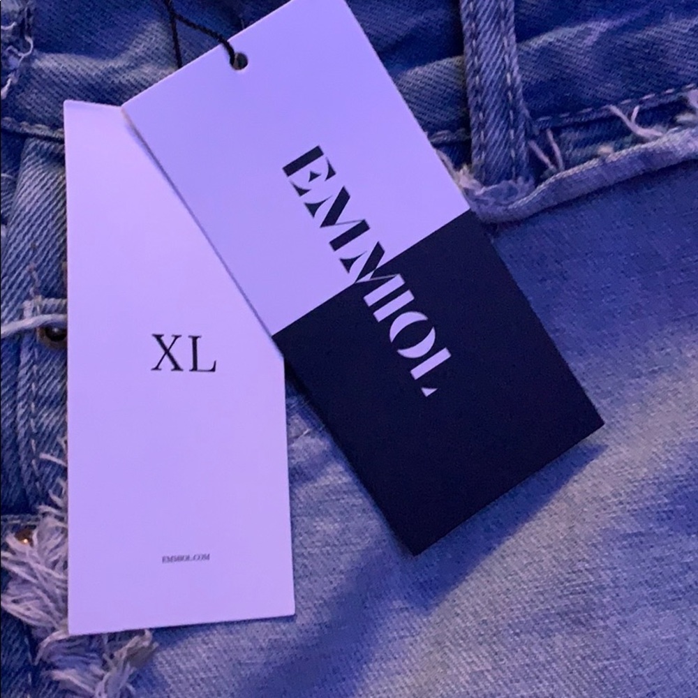 Jeans - Picture 3 of 3